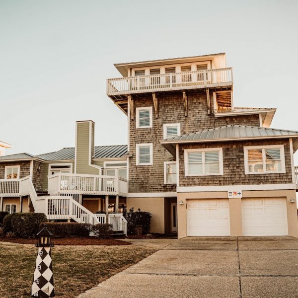 metal roof install and repair on coastal homes